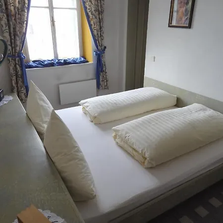 宾馆 Ansitz Burg Heimfels 3*
